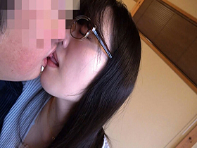 貸別荘不倫旅行 失楽園の人妻 SIDE.A＆B RE:MIX　サンプル画像07